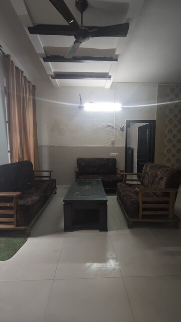 Living Room in 3 BHK Apartment at Peer Mucchalla – for Rent