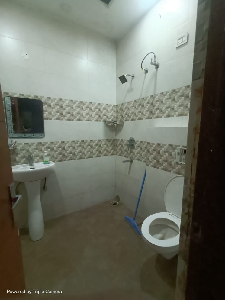 Bathroom, mp-metro-towers 3 Bedroom 1580 Sq.Ft. Apartment In Dhakoli Zirakpur 8098571