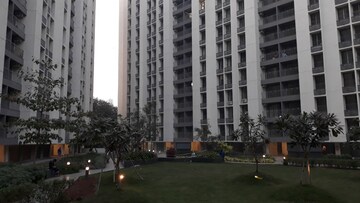 2 BHK Apartment – Exterior View View at Andheri West - for Rent