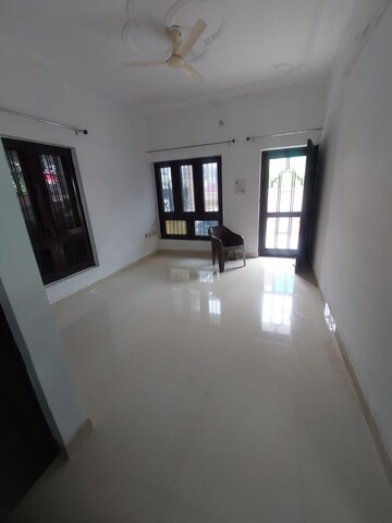 Room in  Pg at Gomti Nagar – for Rent