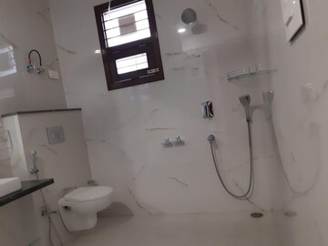 Room in  Pg at Gomti Nagar – for Rent
