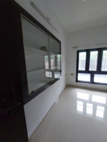 Room in  Pg at Gomti Nagar – for Rent