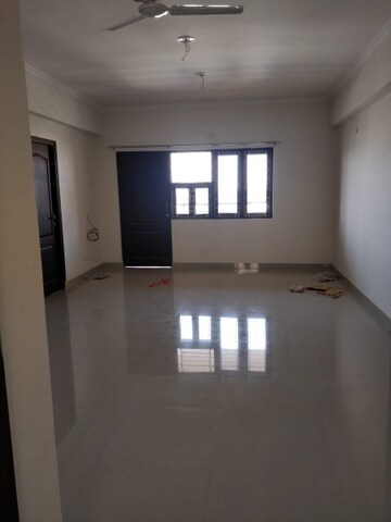 Building Lobby in 3 BHK Apartment at R.K. Park Ultima, Sitapur Road – for Rent