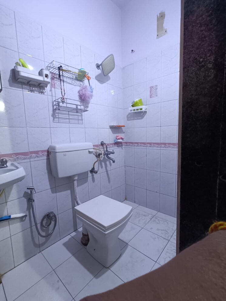 Bathroom, kedarnath-homes 2 Bedroom 1100 Sq.Ft. Apartment In Kothrud Pune 8098689