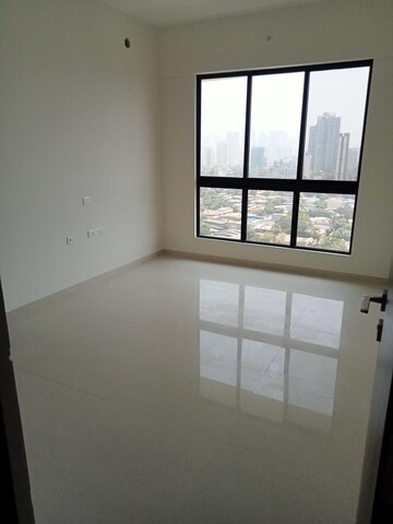 Room in 2 BHK Apartment at Kolte Patil Verve, Bangur Nagar – for Rent