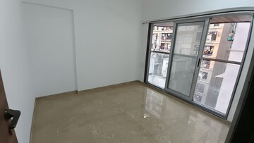 Room in 1 BHK Apartment at HDIL Dheeraj Jamuna, Malad West – for Rent