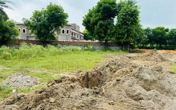 Plot For Sale in Sikandrabad