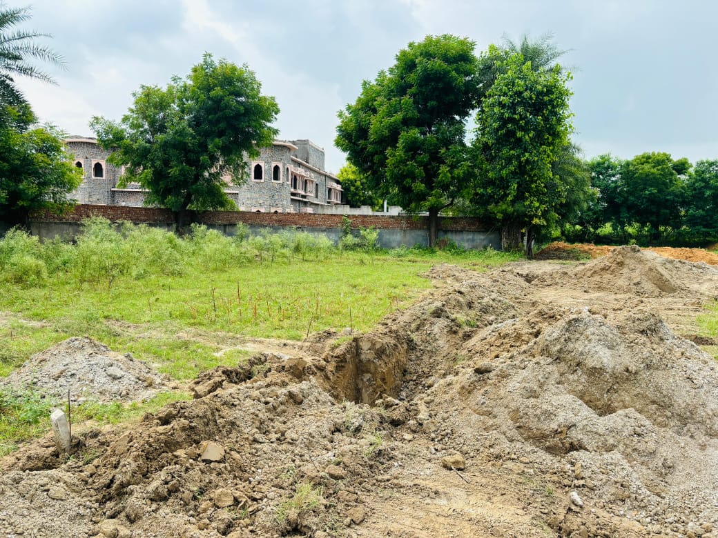 Plot For Sale in Aawas Vikas Colony Near H