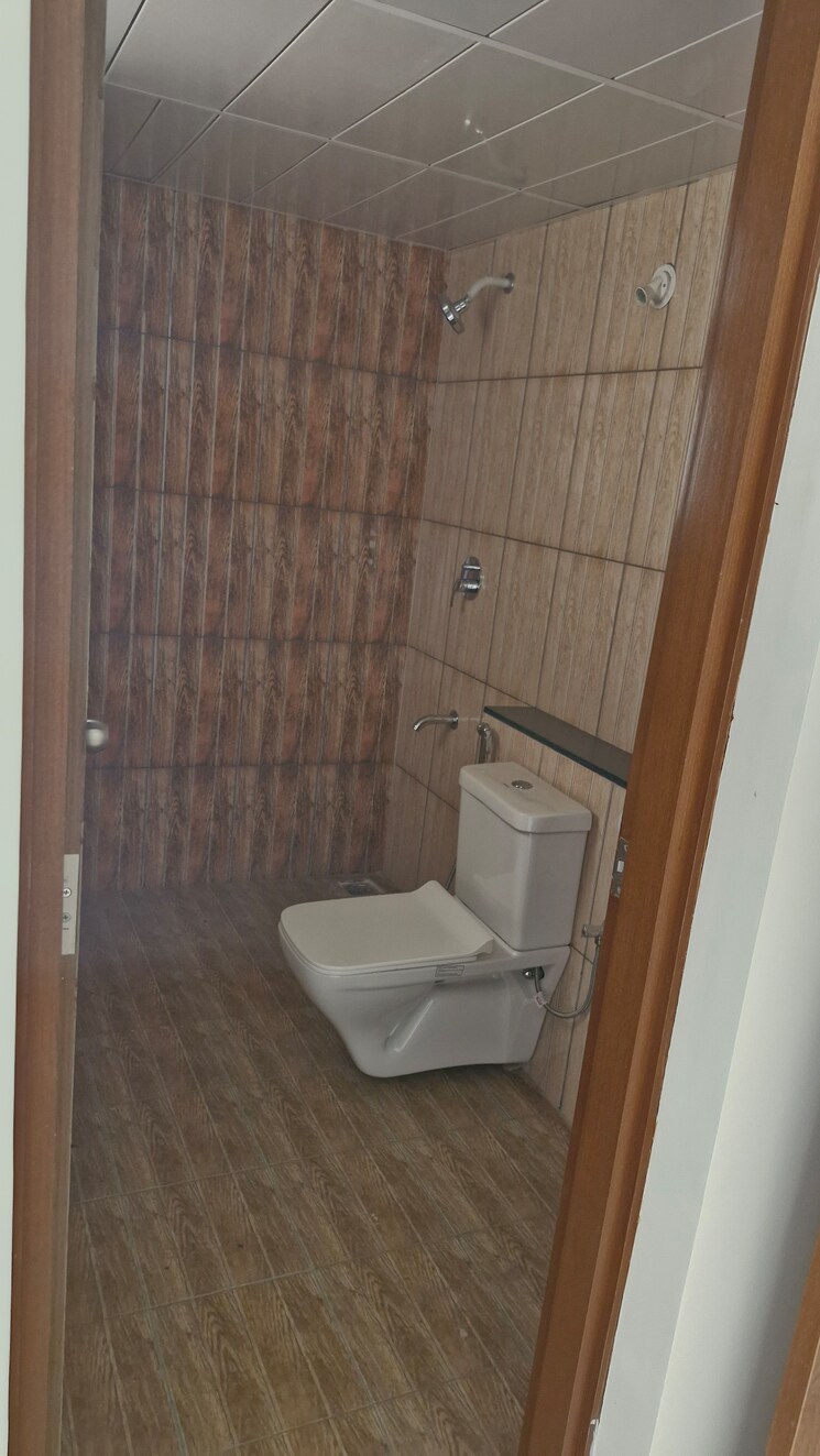 Bathroom, prestige-finsbury-park-hyde 2 Bedroom 994 Sq.Ft. Apartment In Bagaluru  Bangalore 8098823