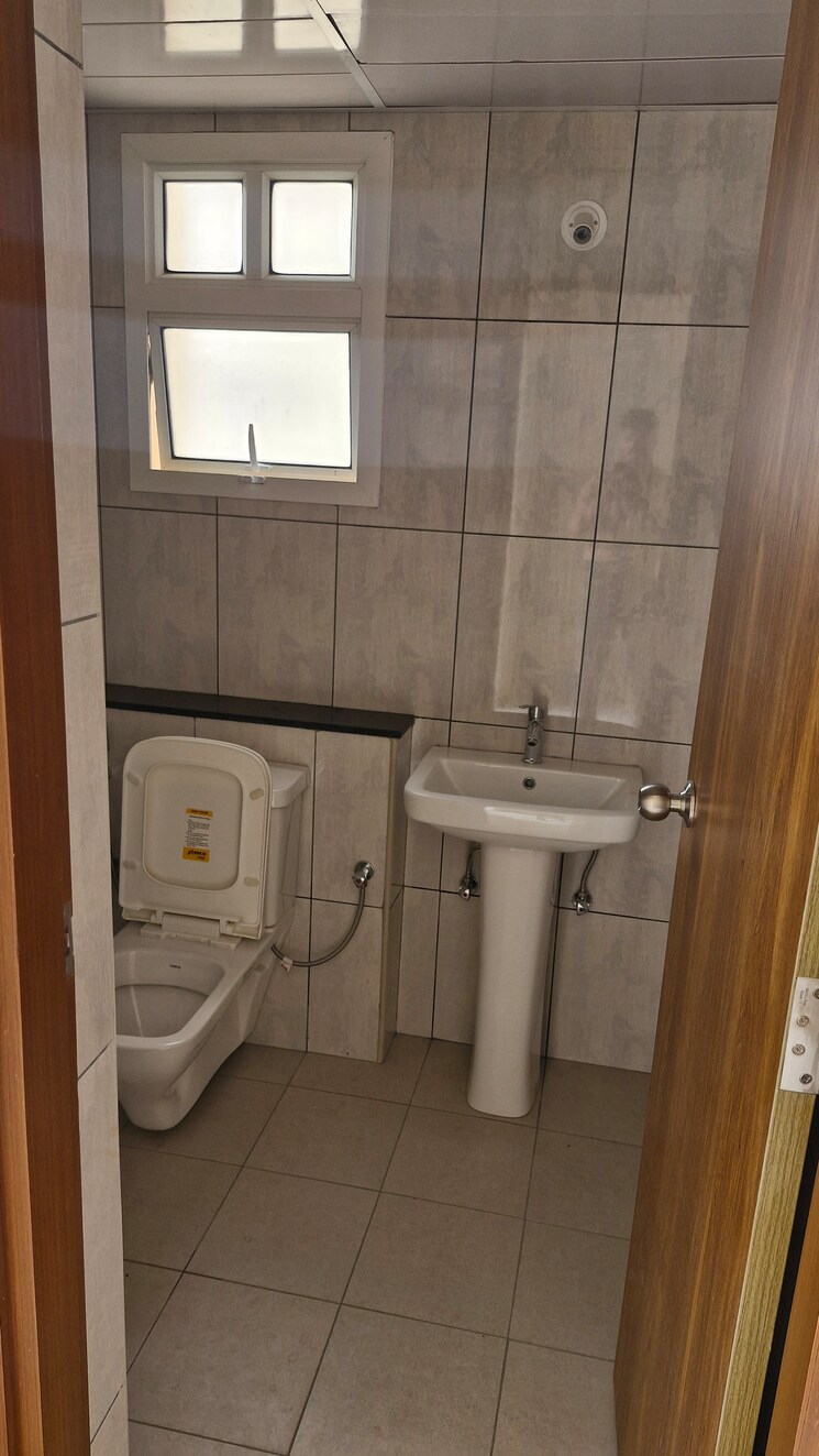 Bathroom, prestige-finsbury-park-hyde 2 Bedroom 994 Sq.Ft. Apartment In Bagaluru  Bangalore 8098823