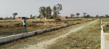  Plot For Sale in Sikandrabad