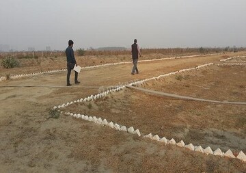  Plot For Sale in Sikandrabad