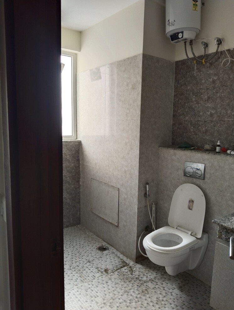 Bathroom, landmark-the-residency 3 Bedroom 1710 Sq.Ft. Apartment In Sector 103 Gurgaon 8098866