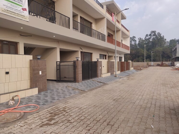 Exterior View, peer mucchalla 4 Bedroom 1250 Sq.Ft. Independent House In Peer Mucchalla Zirakpur 8098905
