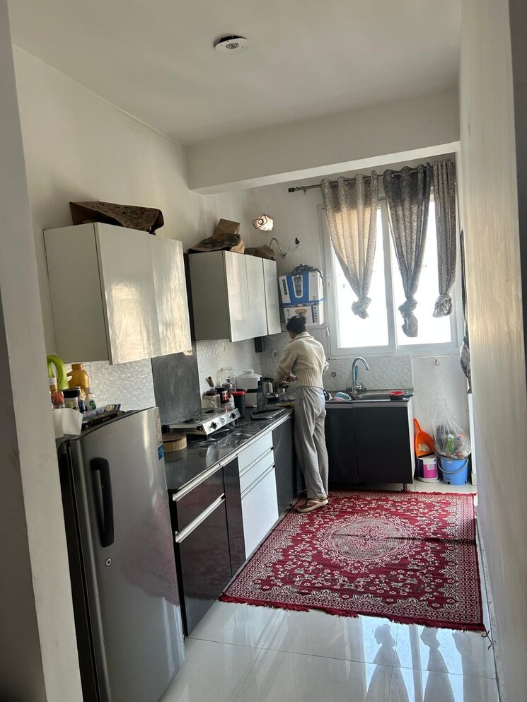 Kitchen, peer mucchalla 3 Bedroom 900 Sq.Ft. Builder Floor In Peer Mucchalla Zirakpur 8098917