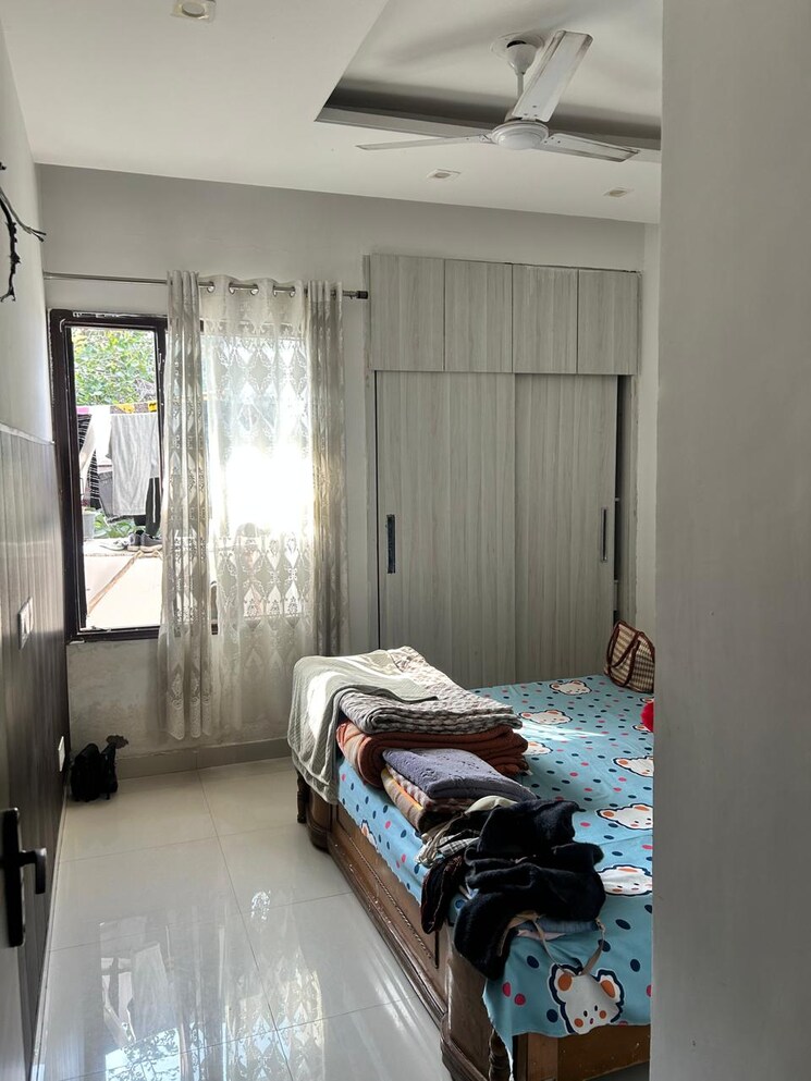 Bedroom, peer mucchalla 3 Bedroom 900 Sq.Ft. Builder Floor In Peer Mucchalla Zirakpur 8098917