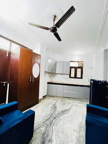 Bedroom in 1 BHK Builder Floor at Maidan Garhi – for Rent