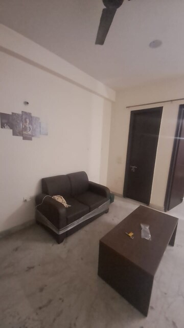 Living Room in 2 BHK Builder Floor at Sector 55 – for Rent