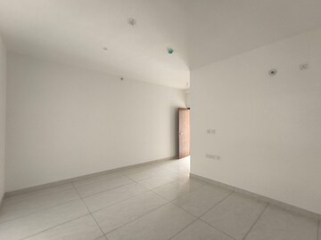 Room in 3 BHK Apartment at Jayabheri The Summit, Narsingi – for Rent