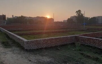 Plot For Sale in Sikandrabad