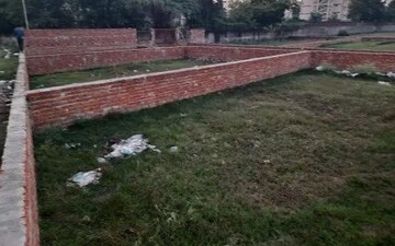 Plot For Sale in Sikandrabad
