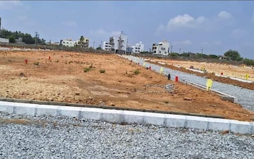 Plot For Sale in Sikandrabad
