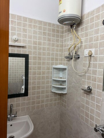 Bathroom in 4 BHK Independent House at Gomti Nagar – for Rent