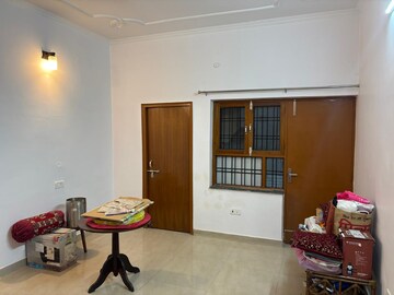 Living Room in 4 BHK Independent House at Gomti Nagar – for Rent