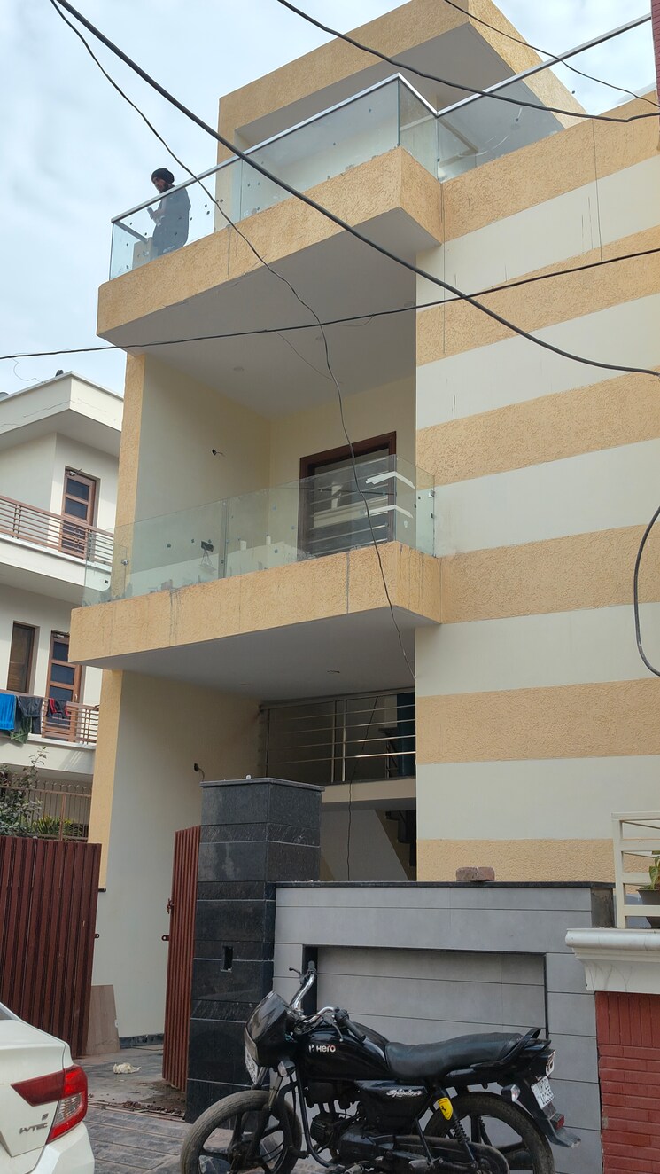 Kitchen, dhakoli village 4 Bedroom 135 Sq.Yd. Independent House In Dhakoli Village Zirakpur 8099170