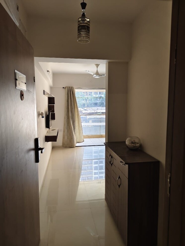 Bathroom, kohinoor-zen-estate 2 Bedroom 980 Sq.Ft. Builder Floor In Kharadi Pune 8099209