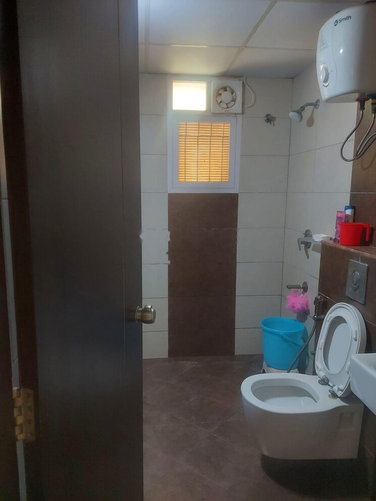 Bathroom, disha-central-park 3 Bedroom 1087 Sq.Ft. Apartment In Varthur Road Bangalore 8099225
