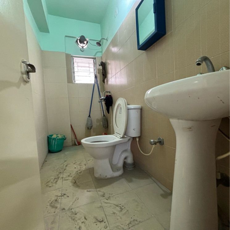 Bathroom, aashiana-mukul-shanti-garden 2 Bedroom 1135 Sq.Ft. Apartment In Bablatala Kolkata 8099417