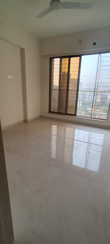 Bedroom in 2 BHK Apartment at Strawberry Onyx, Mira Road – for Rent