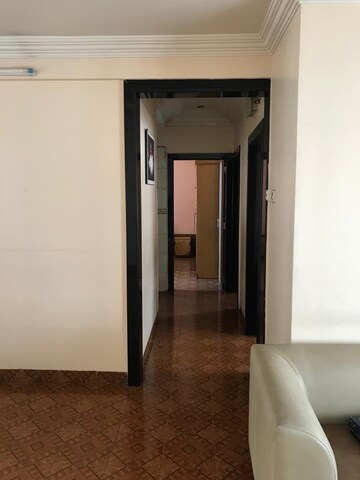 Room in 1 BHK Apartment at Amanora Metro Tower, Hadapsar – for Rent