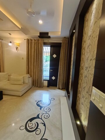Bathroom in 3 BHK Apartment at Prateek Edifice, Sector 107 – for Rent