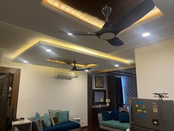 Living Room in 3.5 BHK Apartment at Mansa Devi – for Rent