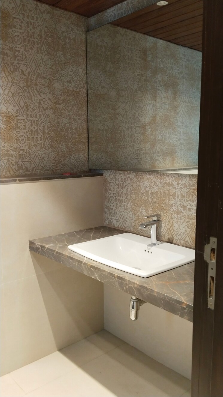 Bathroom, heritage-pride-mumbai 3 Bedroom 1580 Sq.Ft. Apartment In Chembur Mumbai 8099784