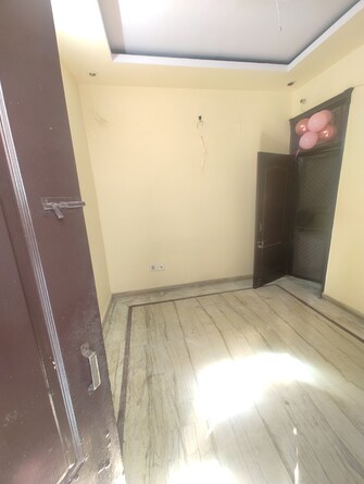 1 BHK Builder Floor For Rent in Rohini Sector 16 Delhi  8099820