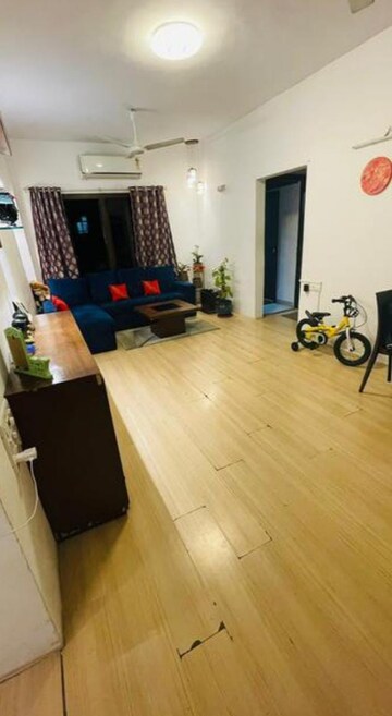 2 BHK Apartment For Rent in Raheja Classique, Andheri West