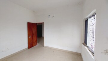 2 BHK Builder Floor For Sale in Sodepur