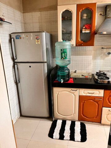 Furnished Amenities in 1 BHK Apartment at Bunch Berry, Andheri West – for Rent