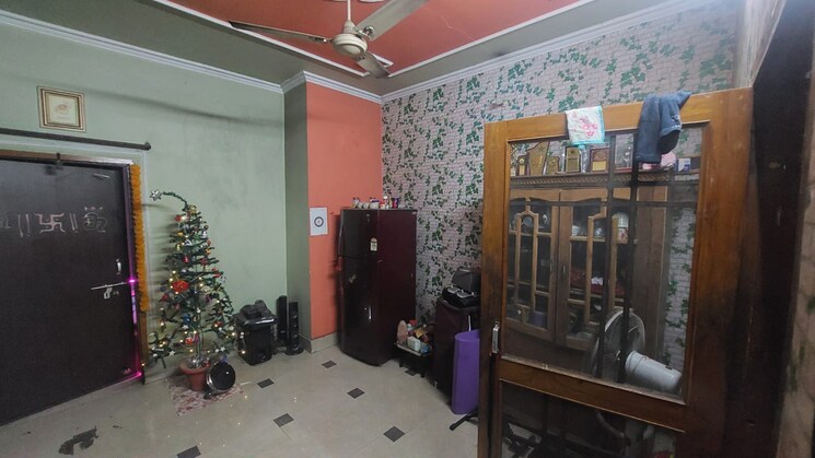 Living Room, gomti nagar 6 Bedroom 1250 Sq.Ft. Independent House In Gomti Nagar Lucknow 8099883