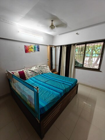 Bedroom in 2 BHK Apartment at Palash Towers, Andheri West – for Rent