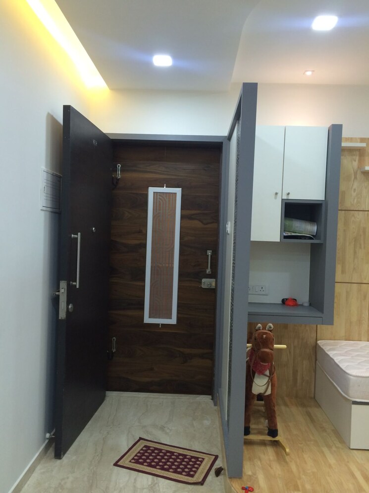 Bathroom, hiranandani-skylark-enclave 2 Bedroom 800 Sq.Ft. Apartment In Ghodbunder Road Thane 8099914