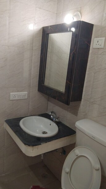 2 BHK Apartment For Rent in Nimbus Express Park View Chi V Greater Noida Greater Noida  8099951