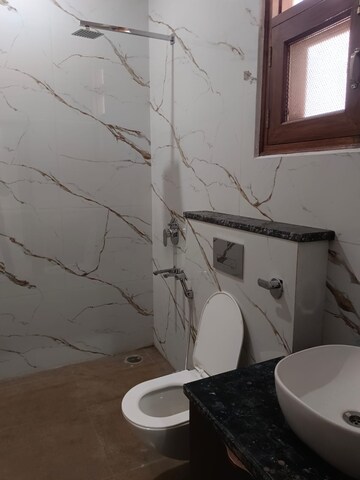 Bathroom in 3 BHK Apartment at Sector 37 – for Rent
