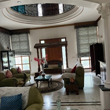 Living Room in 6+ BHK Villa at Sector 15 ii – for Sale