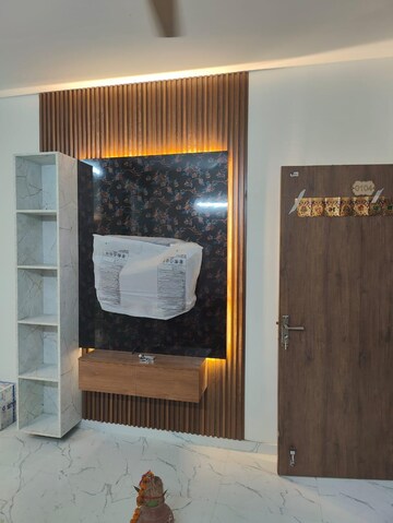 Furnished Amenities in 2 BHK Apartment at Signature Global Proxima, Sector 89 – for Rent