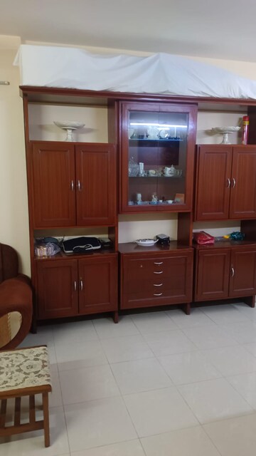 Furnished Amenities in 2 BHK Apartment at Samartha Ashish CHS, Andheri West – for Rent