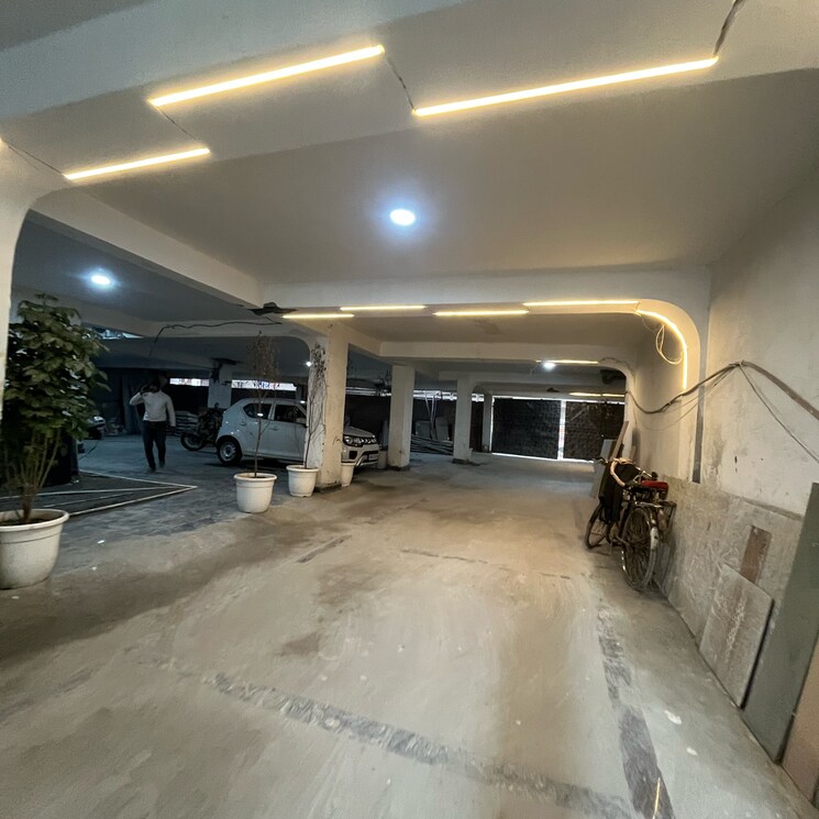  Parking, gadaipur 3 Bedroom 1200 Sq.Ft. Builder Floor In Gadaipur Delhi 8100068
